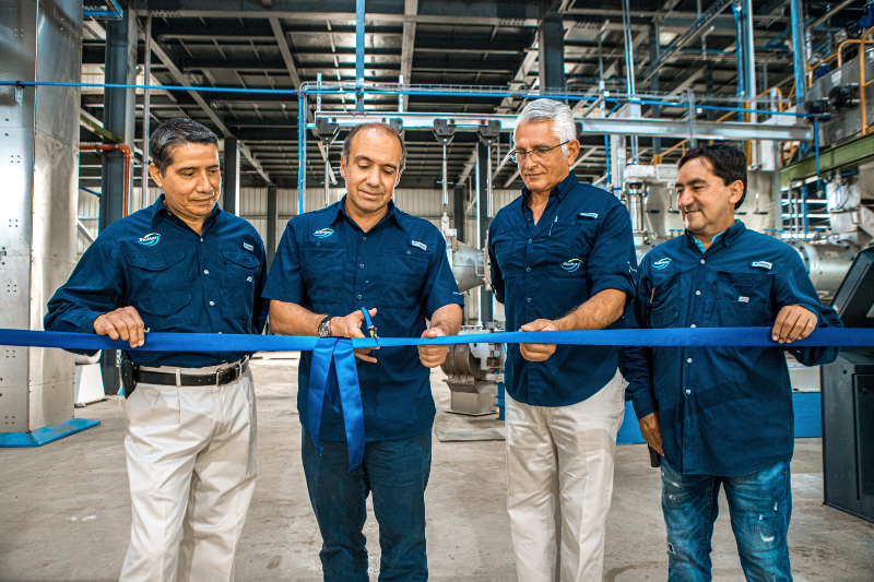 Opening-new-extrusion-line-BioMar-Ecuador-1.jpg